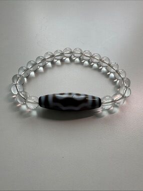 Crystal Bead Bracelet with Black and White Patterned Dzi Accent